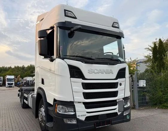 Scania R450 BDF • 6x2 • Euro 6d • Skrętna tylna oś • Retarder • Pod zabudowę • - Châssis cabine: photos 1 Scania R450 BDF • 6x2 • Euro 6d • Skrętna tylna oś • Retarder • Pod zabudowę • - Châssis cabine: photos 1