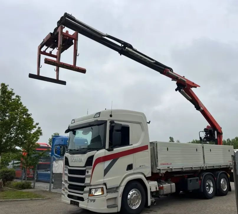 Scania R500 Baustoff / 2-stronna wywrotka Schwarzmüller /HDS Fassi F215 / Euro 6 / Napęd na tylną oś - Camion benne, Camion grue: photos 4 Scania R500 Baustoff / 2-stronna wywrotka Schwarzmüller /HDS Fassi F215 / Euro 6 / Napęd na tylną oś - Camion benne, Camion grue: photos 4