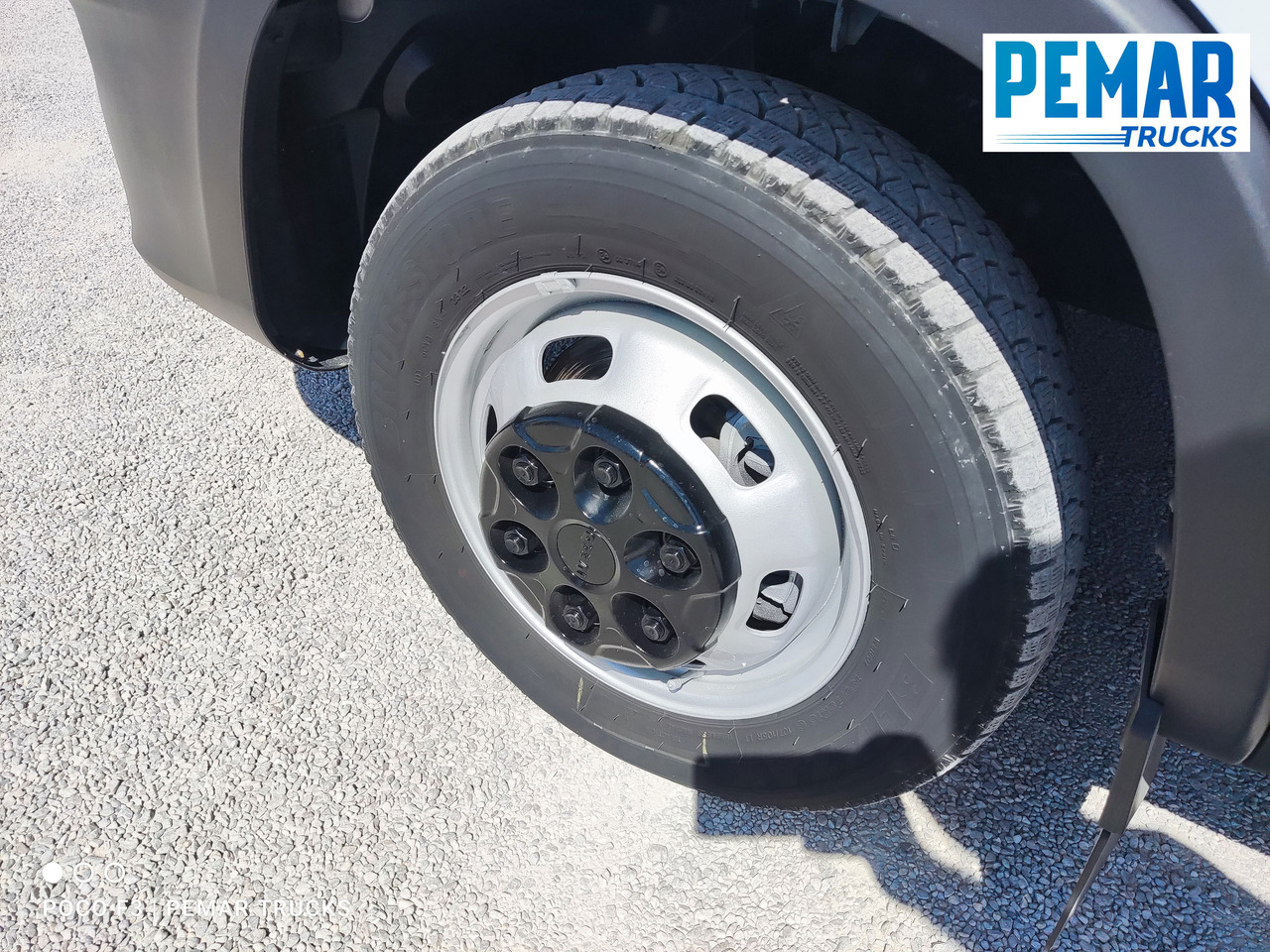 Fourgon grand volume IVECO DAILY 35C16 CAJA CERRADA DOBLE RUEDA: photos 15