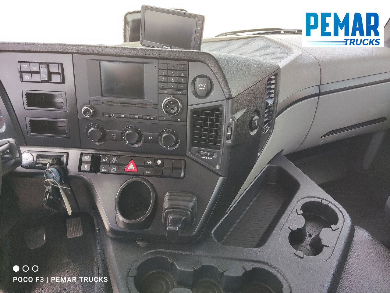 Camion porte-conteneur/ Caisse mobile MERCEDES-BENZ ANTOS 2546 6X2 MULTILIFT: photos 31