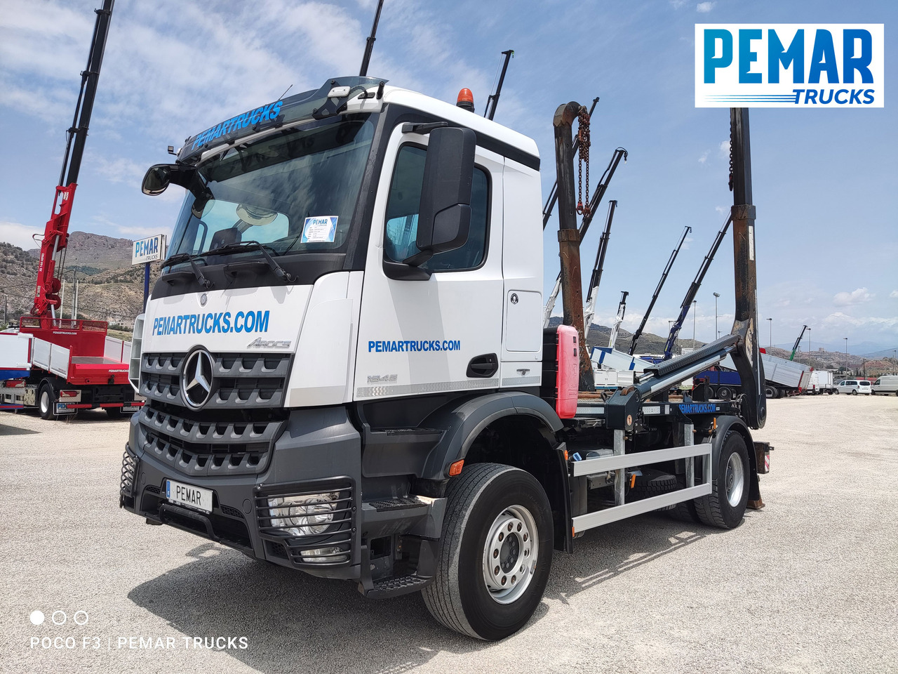 MERCEDES-BENZ AROCS 1845 PORTACONTENEDOR CADENA - Camion multibenne: photos 1 MERCEDES-BENZ AROCS 1845 PORTACONTENEDOR CADENA - Camion multibenne: photos 1