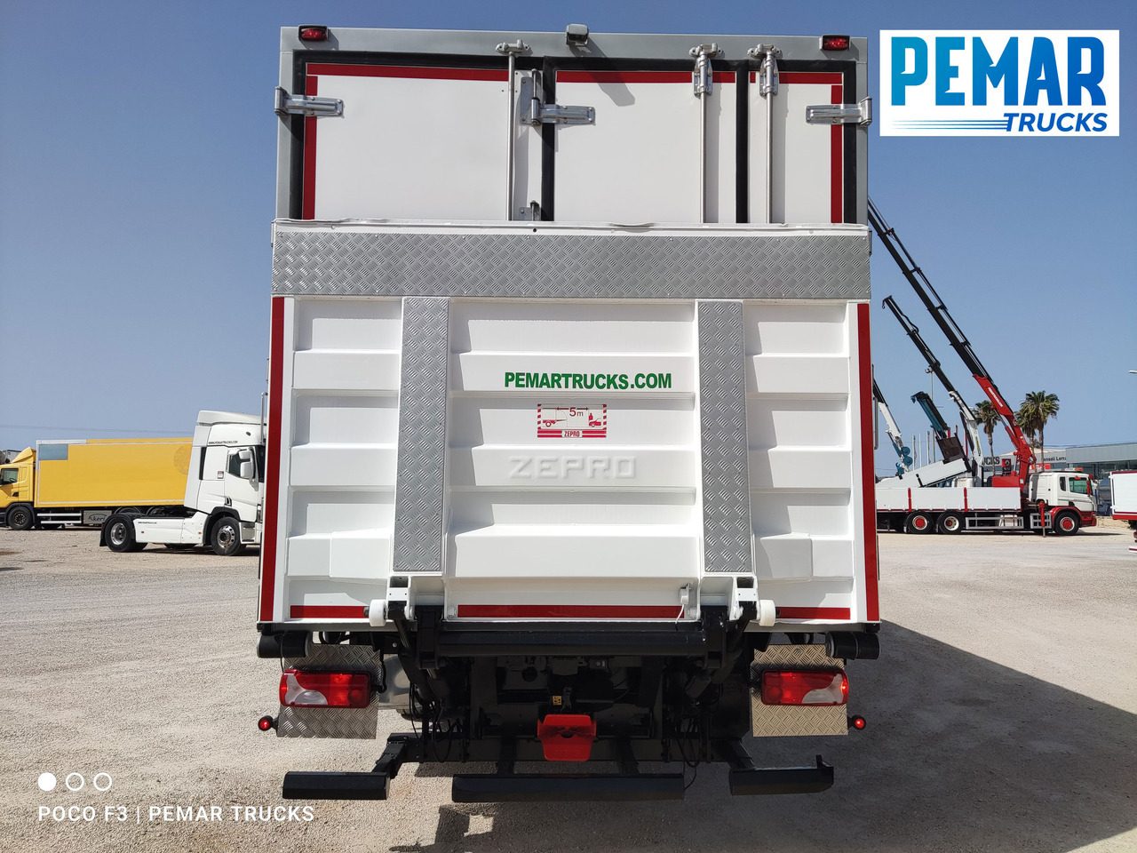 Camion frigorifique VOLVO FM 410 6X2 FRIGORIFICO EURO 6: photos 6 Camion frigorifique VOLVO FM 410 6X2 FRIGORIFICO EURO 6: photos 6