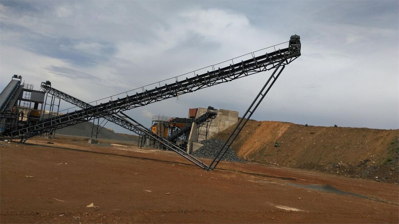 Kinglink 250-300 TPH Stationary Basalt Stone Crushing Plant - Concasseur: photos 4 Kinglink 250-300 TPH Stationary Basalt Stone Crushing Plant - Concasseur: photos 4