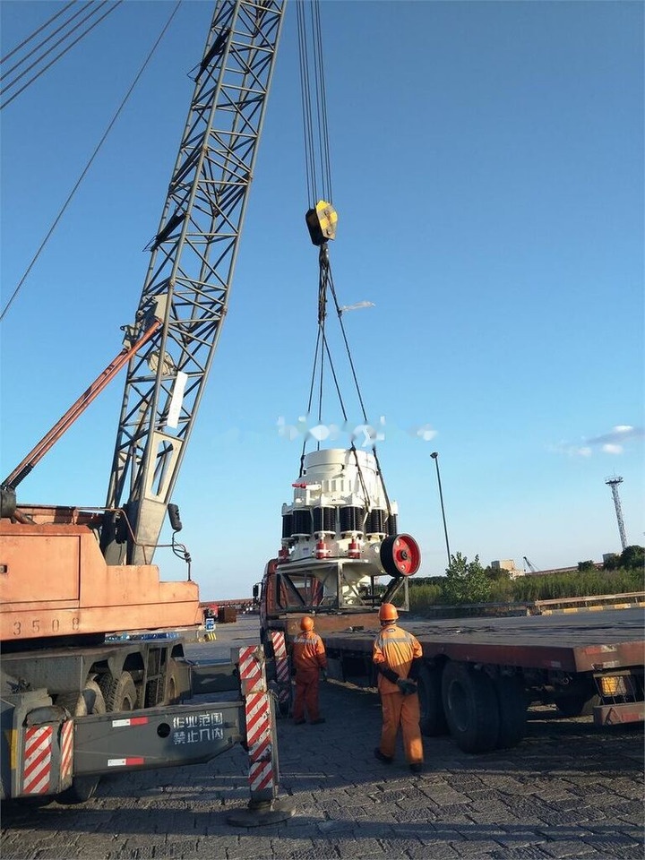 Kinglink 250TPH KLM1380 Iron Ore Cone Crusher - Concasseur à cône: photos 1 Kinglink 250TPH KLM1380 Iron Ore Cone Crusher - Concasseur à cône: photos 1