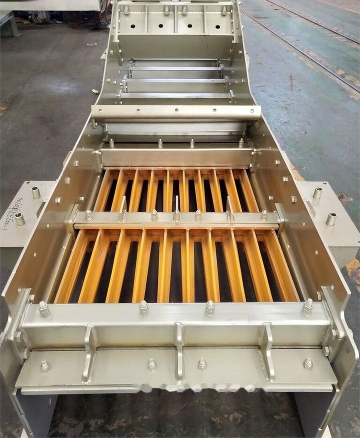 Kinglink GZD370x100 Grizzly Wobbler Vibrating Feeder - Machine d'exploitation minière: photos 3 Kinglink GZD370x100 Grizzly Wobbler Vibrating Feeder - Machine d'exploitation minière: photos 3