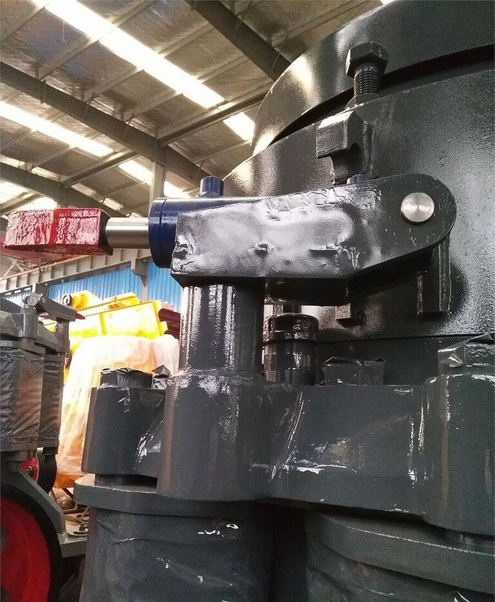 Kinglink KLM1160 Cone Crusher - Concasseur à cône: photos 5 Kinglink KLM1160 Cone Crusher - Concasseur à cône: photos 5