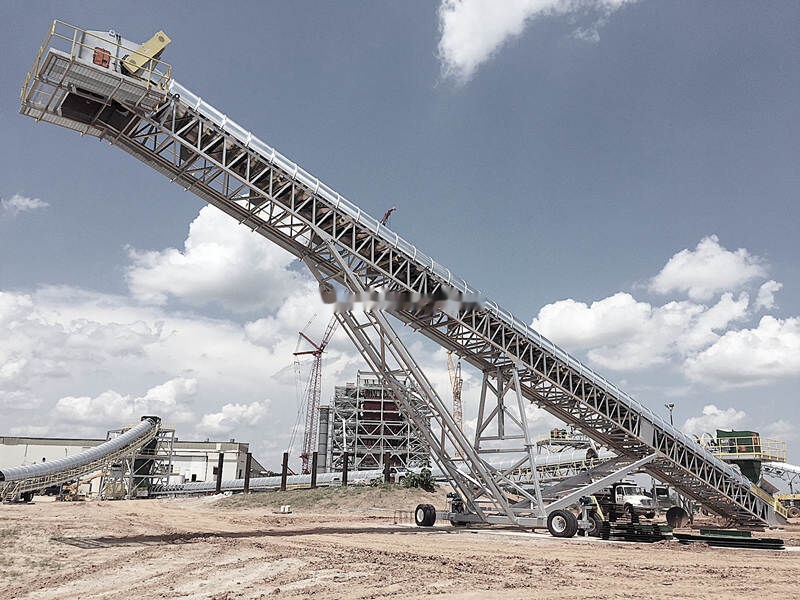 Kinglink Mobile Port Ship Loader | Telescopic Radial Stacker - Bande transporteuse: photos 2 Kinglink Mobile Port Ship Loader | Telescopic Radial Stacker - Bande transporteuse: photos 2