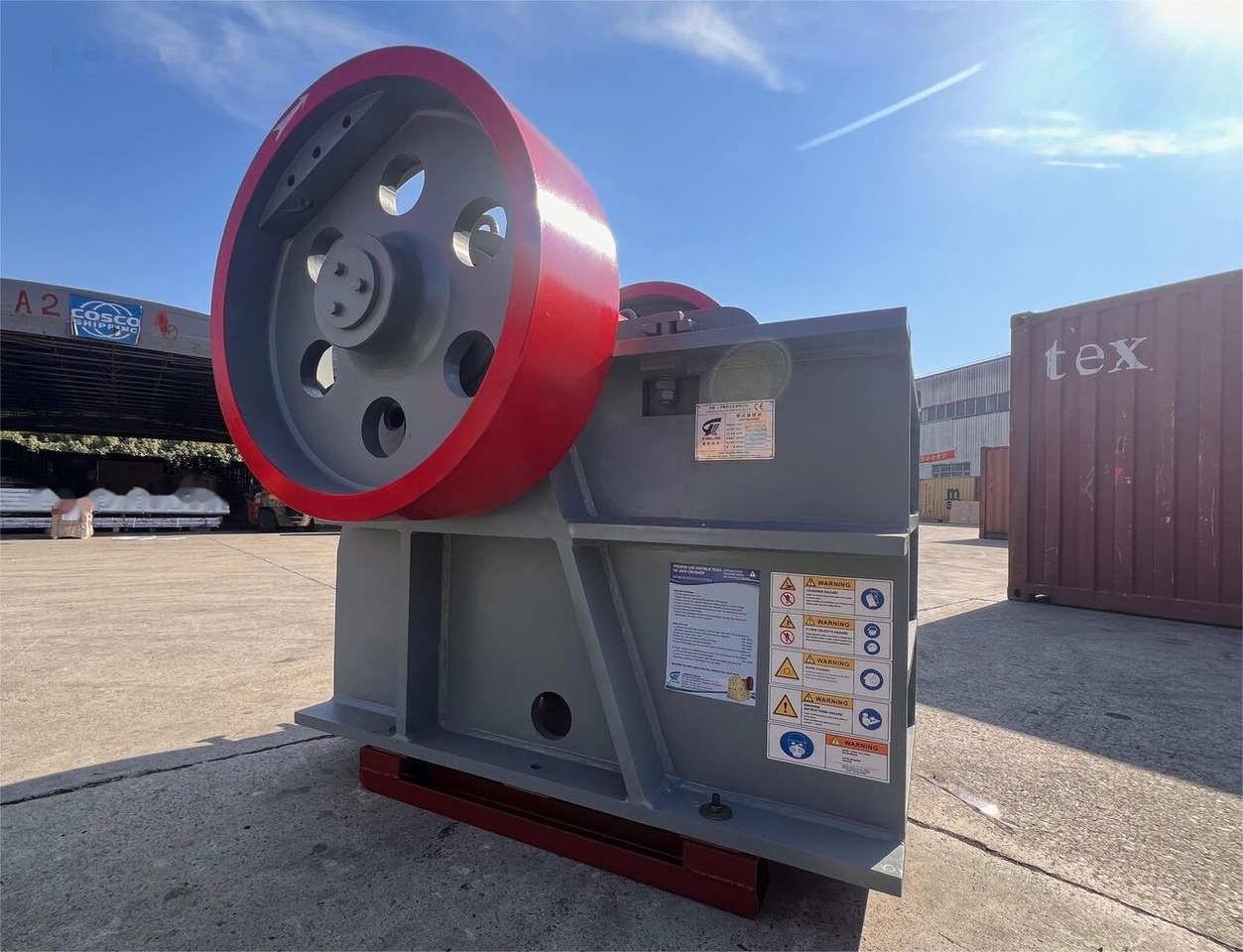 Kinglink PE1624 | PE-400x600 Rock Stone Jaw Crusher - Concasseur à mâchoires: photos 4 Kinglink PE1624 | PE-400x600 Rock Stone Jaw Crusher - Concasseur à mâchoires: photos 4