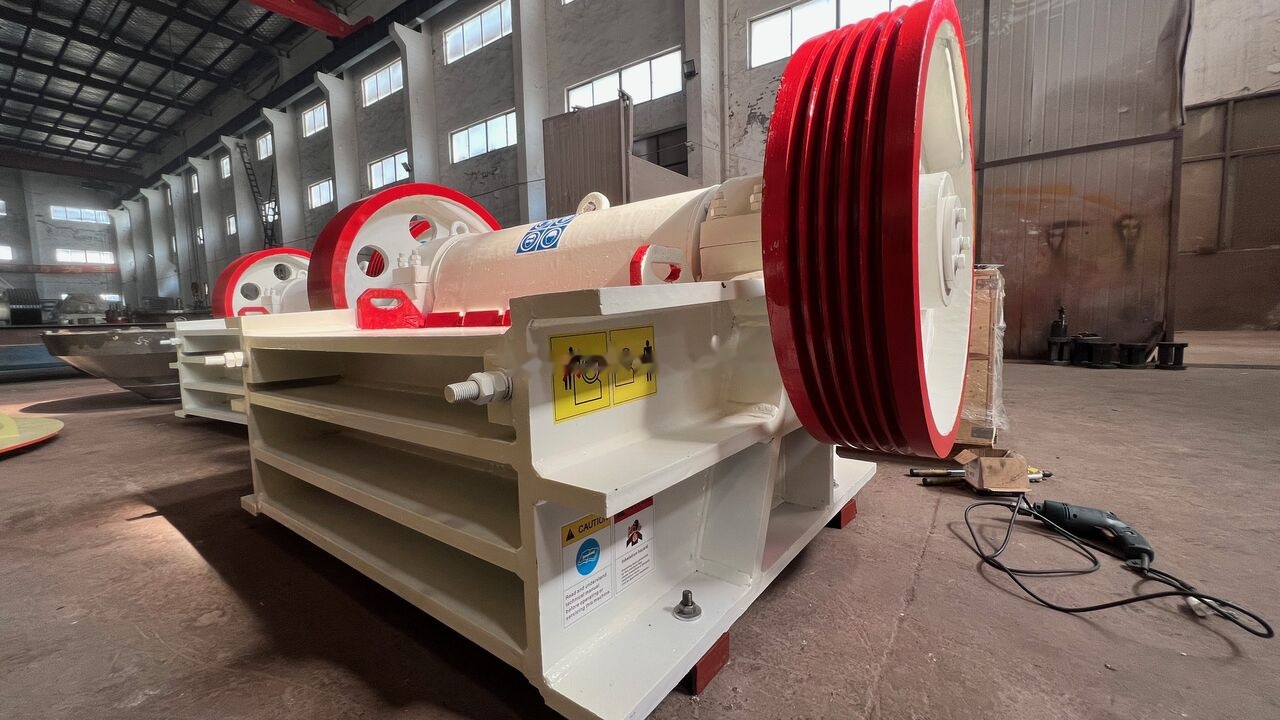 Kinglink PEX150X1000 Jaw Crusher | Oil Sands - Concasseur à mâchoires: photos 3 Kinglink PEX150X1000 Jaw Crusher | Oil Sands - Concasseur à mâchoires: photos 3