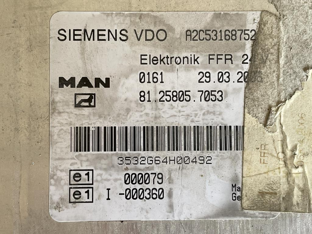 MAN TGA FFR - 81.258005.7053 - Bloc de gestion pour Camion: photos 3 MAN TGA FFR - 81.258005.7053 - Bloc de gestion pour Camion: photos 3