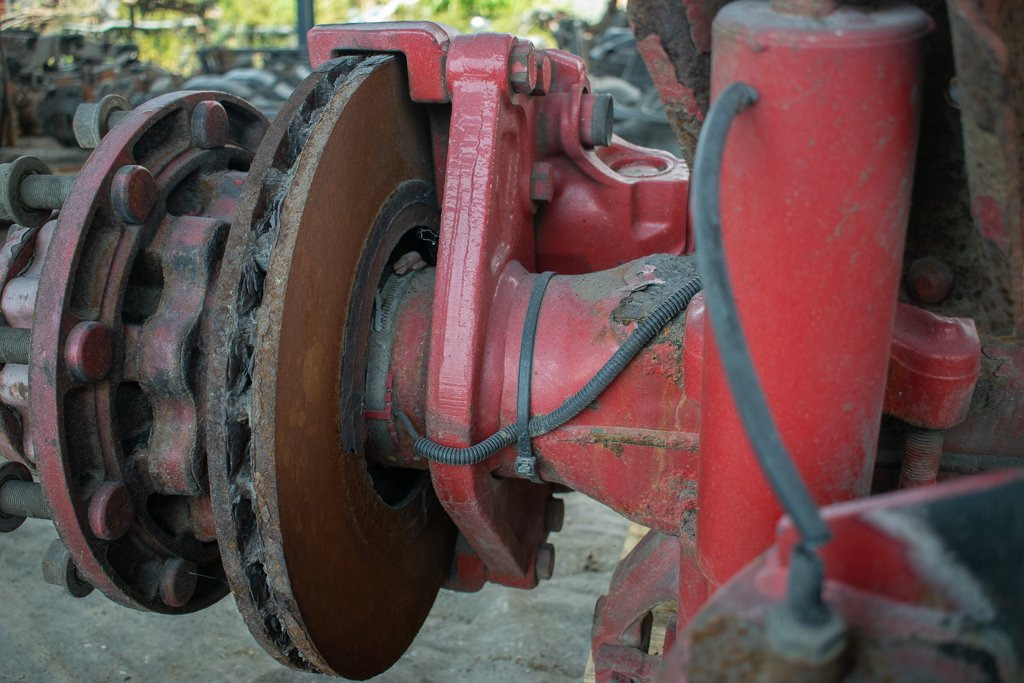MAN TGX - PASSENGER - Étrier de frein pour Camion: photos 2 MAN TGX - PASSENGER - Étrier de frein pour Camion: photos 2