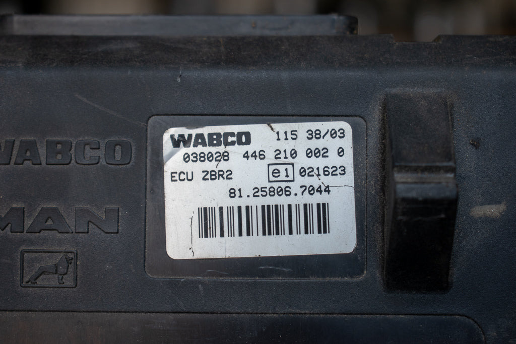MAN ZBR2 - Bloc de gestion pour Camion: photos 2 MAN ZBR2 - Bloc de gestion pour Camion: photos 2