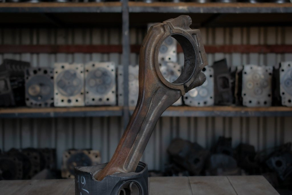 MERCEDES-BENZ ACTROS 8 CYLINDER WITH ENGINE CODE OM542 - EURO V - Bielle pour Camion: photos 4 MERCEDES-BENZ ACTROS 8 CYLINDER WITH ENGINE CODE OM542 - EURO V - Bielle pour Camion: photos 4