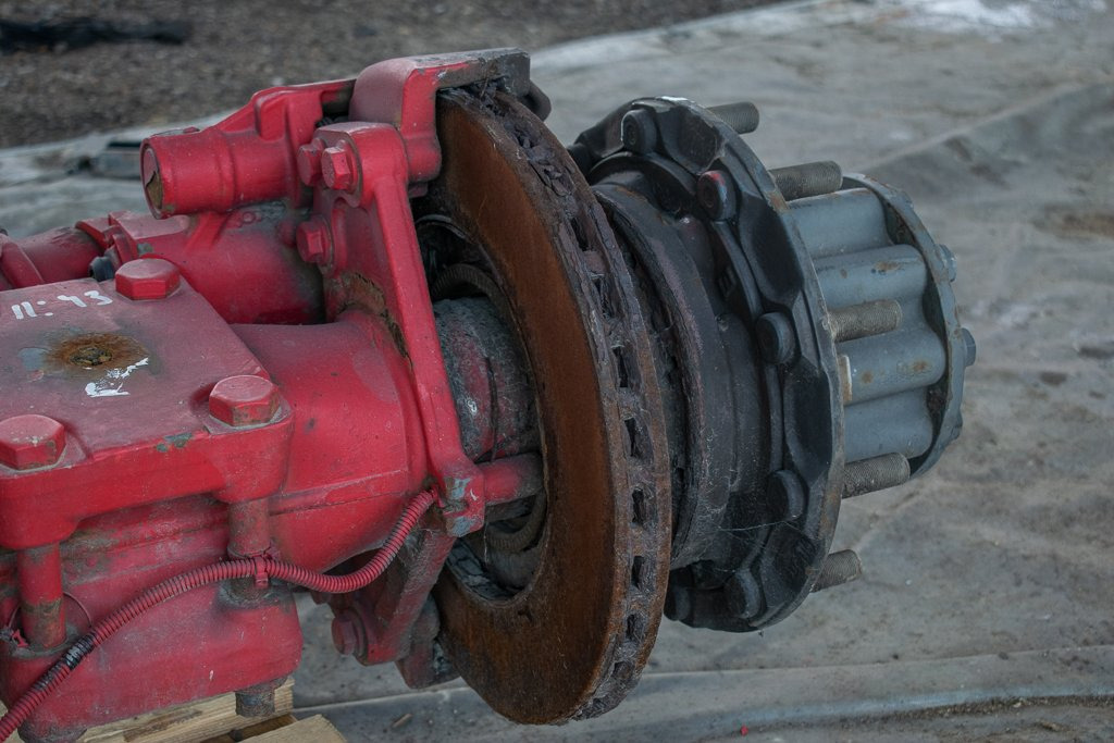 MERCEDES-BENZ ACTROS MP II DIFFERENTIAL CALIPER - DRIVER - Étrier de frein pour Camion: photos 2 MERCEDES-BENZ ACTROS MP II DIFFERENTIAL CALIPER - DRIVER - Étrier de frein pour Camion: photos 2