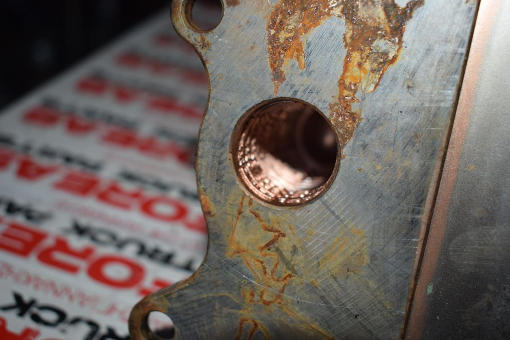 MERCEDES-BENZ ACTROS MP4 - Radiateur d'huile pour Camion: photos 4 MERCEDES-BENZ ACTROS MP4 - Radiateur d'huile pour Camion: photos 4