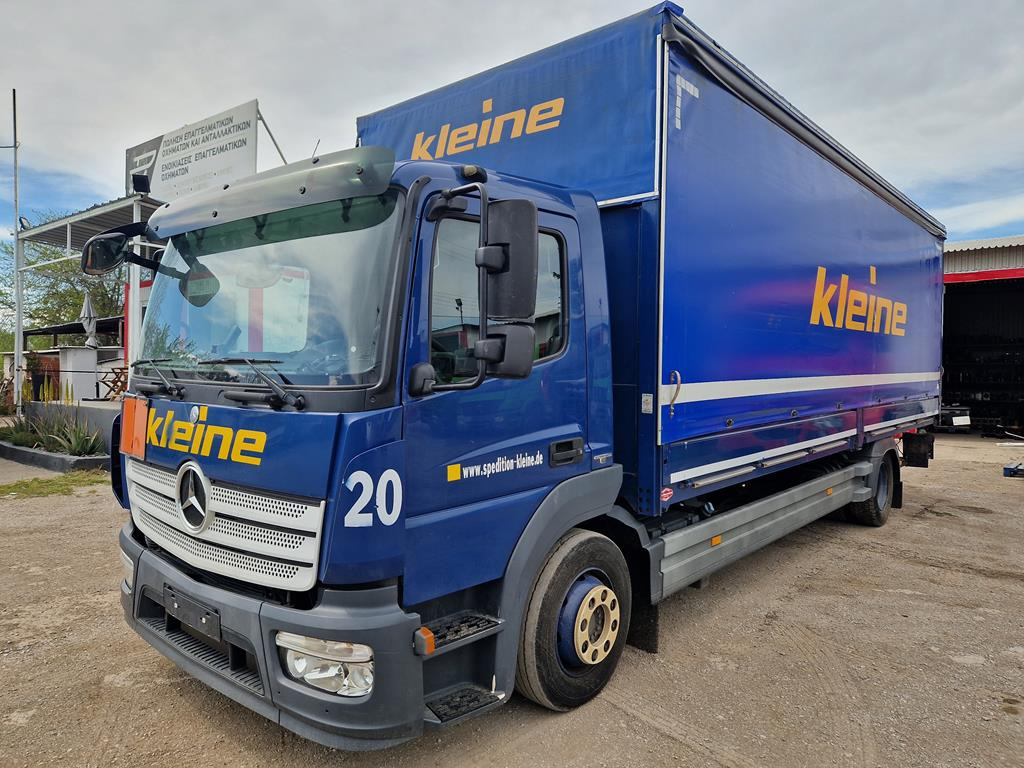 MERCEDES-BENZ ATEGO 1218 - Camion à rideaux coulissants: photos 1 MERCEDES-BENZ ATEGO 1218 - Camion à rideaux coulissants: photos 1