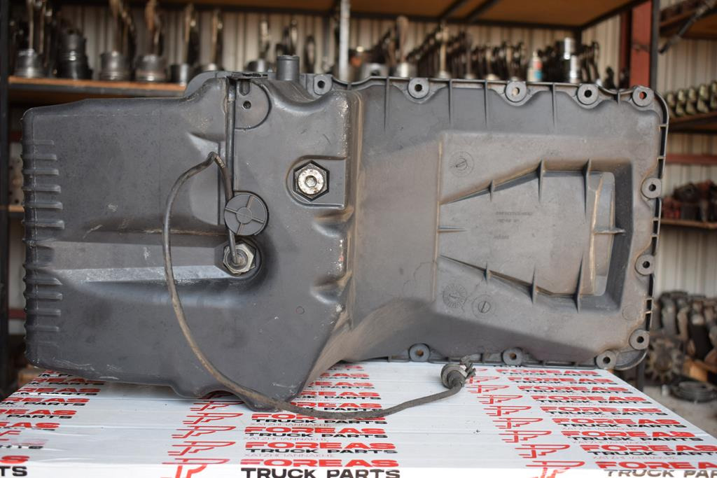 MERCEDES-BENZ ATEGO OM904 - Carter d'huile pour Camion: photos 2 MERCEDES-BENZ ATEGO OM904 - Carter d'huile pour Camion: photos 2