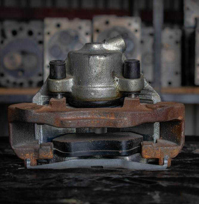 MERCEDES-BENZ SPRINTER OM602 - Étrier de frein pour Camion: photos 2 MERCEDES-BENZ SPRINTER OM602 - Étrier de frein pour Camion: photos 2