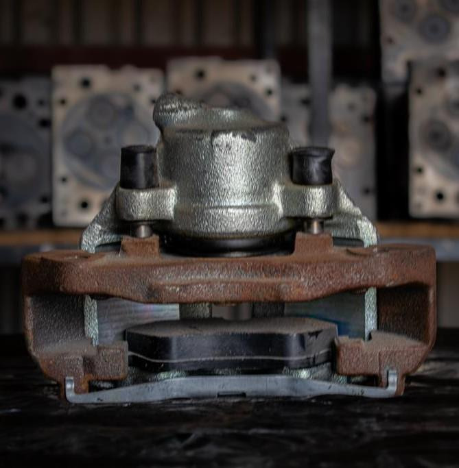 MERCEDES-BENZ SPRINTER OM602 - PASSENGER - Étrier de frein pour Camion: photos 2 MERCEDES-BENZ SPRINTER OM602 - PASSENGER - Étrier de frein pour Camion: photos 2