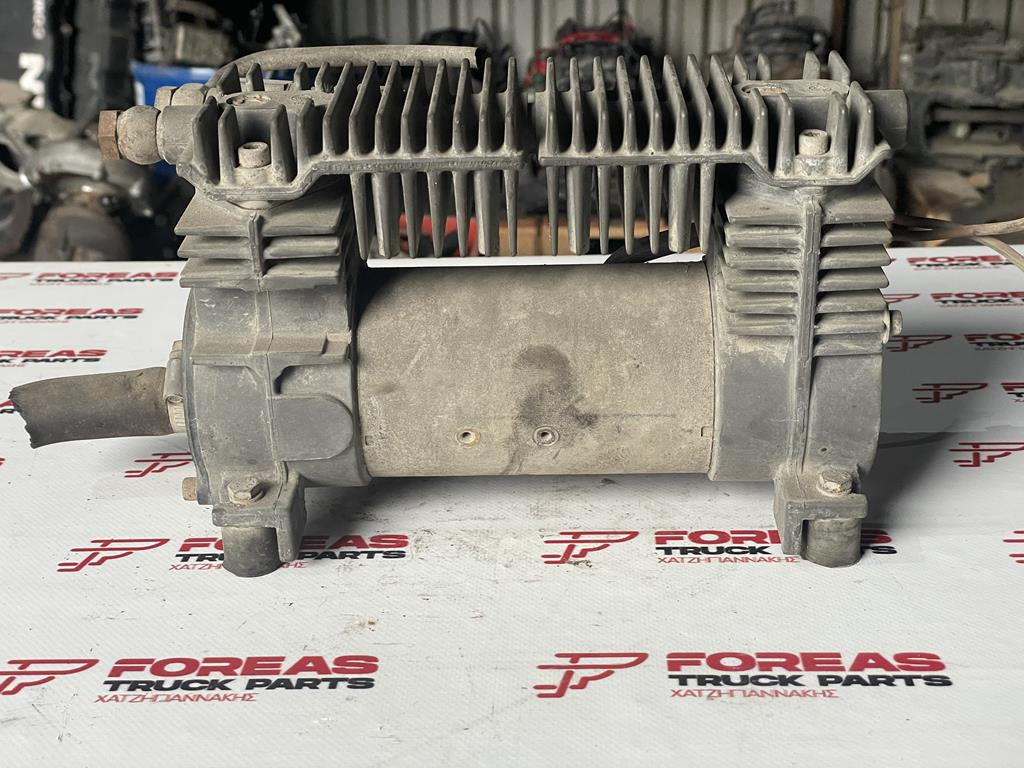 MERCEDES-BENZ VARIO 24V - 0504050008 - Compresseur pour Camion: photos 3 MERCEDES-BENZ VARIO 24V - 0504050008 - Compresseur pour Camion: photos 3