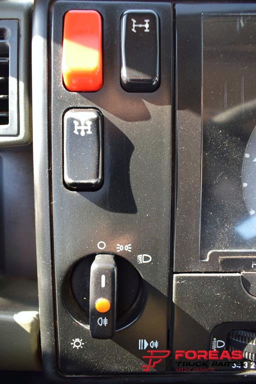 MERCEDES-BENZ VARIO 614 en leasing occasion MERCEDES-BENZ VARIO 614: photos 33 MERCEDES-BENZ VARIO 614 en leasing occasion MERCEDES-BENZ VARIO 614: photos 33