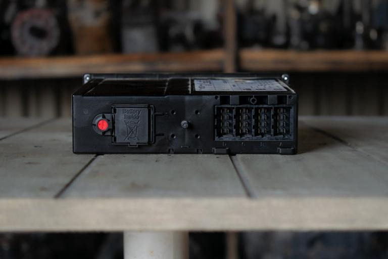 MERCEDES SPRINTER 12V - Chronotachygraphe pour Camion: photos 3 MERCEDES SPRINTER 12V - Chronotachygraphe pour Camion: photos 3