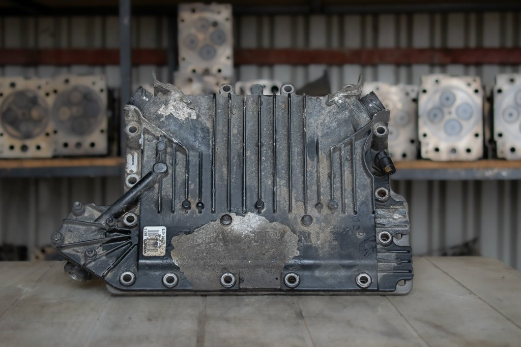 ZF ASTRONIC GEARBOX CONTROL UNIT FOR MAN - Bloc de gestion pour Camion: photos 2 ZF ASTRONIC GEARBOX CONTROL UNIT FOR MAN - Bloc de gestion pour Camion: photos 2