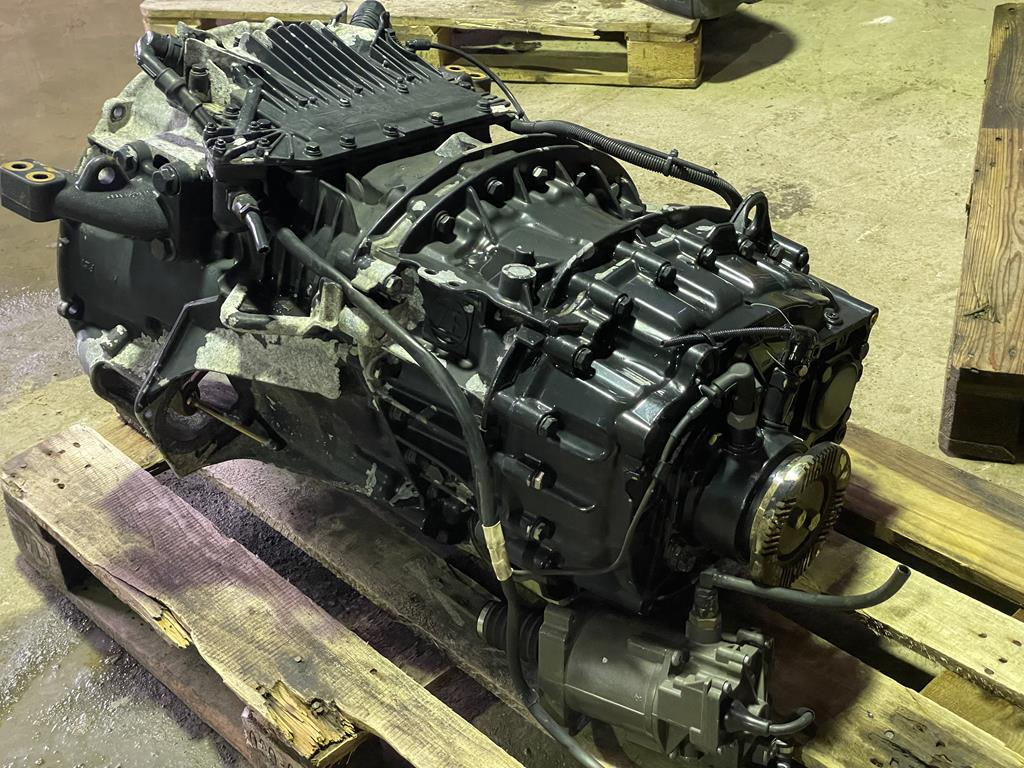ZF ASTRONIC MID 12 AS 1210 TO - Boîte de vitesse pour Camion: photos 4 ZF ASTRONIC MID 12 AS 1210 TO - Boîte de vitesse pour Camion: photos 4