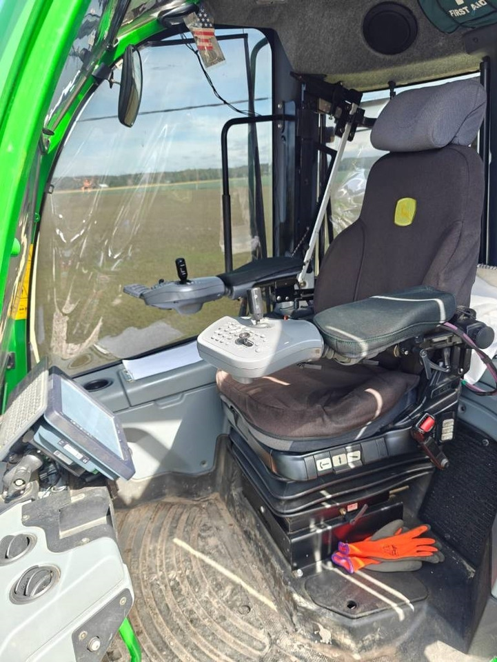 Abatteuse John Deere 1270 G: photos 17