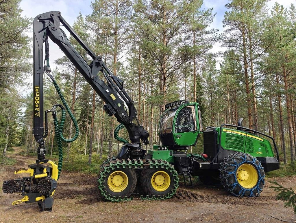 John Deere 1270 G - Abatteuse: photos 2 John Deere 1270 G - Abatteuse: photos 2