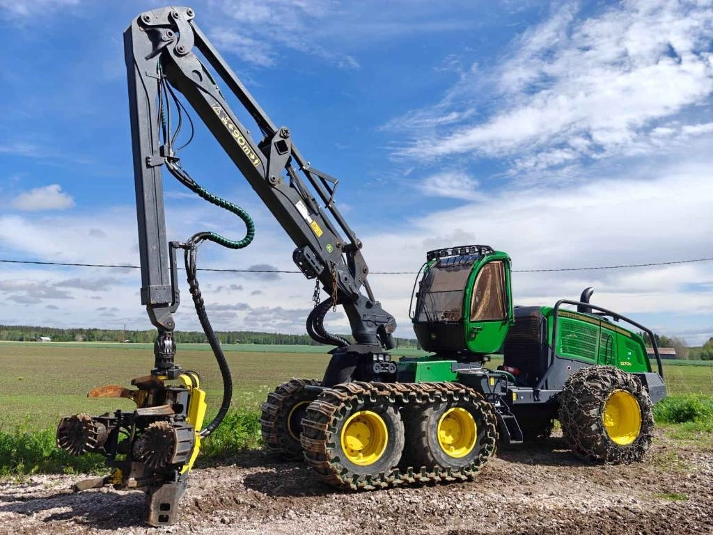 John Deere 1270 G - Abatteuse: photos 1 John Deere 1270 G - Abatteuse: photos 1