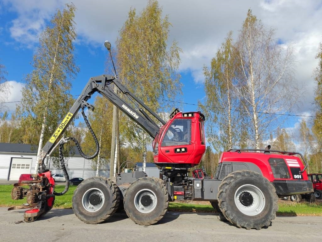 Komatsu 951 - Abatteuse: photos 2 Komatsu 951 - Abatteuse: photos 2