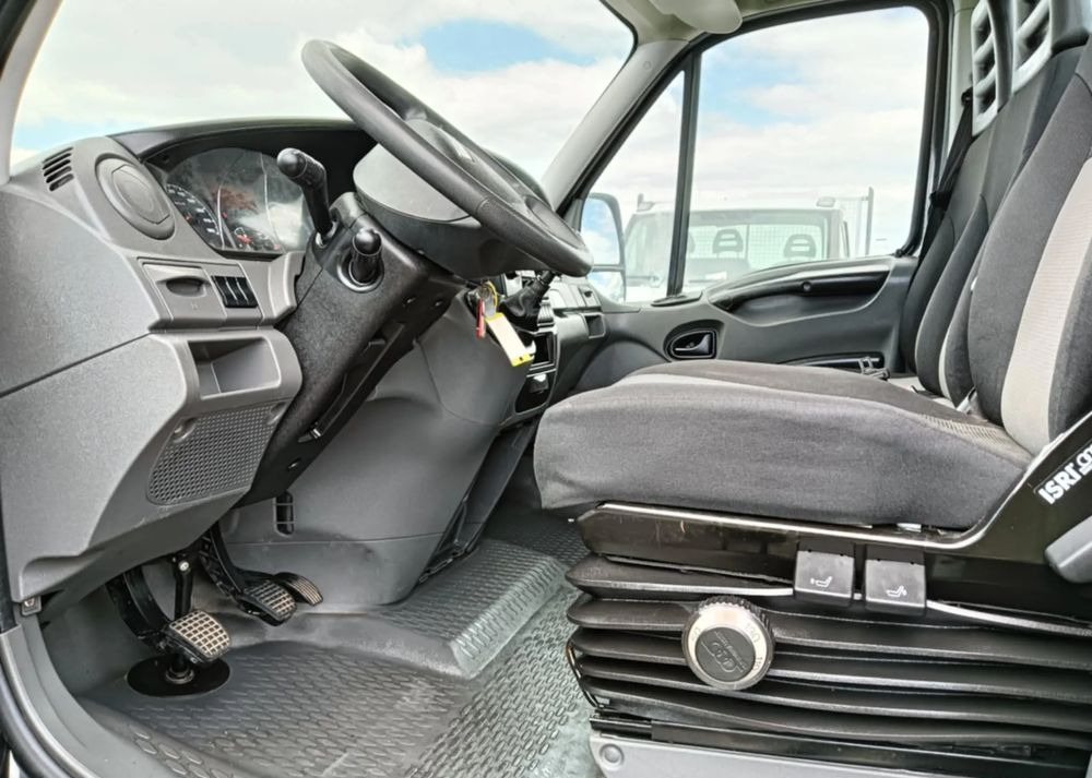 Iveco 35C13, 35C12, 35C14, 35C15 - Châssis cabine: photos 5 Iveco 35C13, 35C12, 35C14, 35C15 - Châssis cabine: photos 5