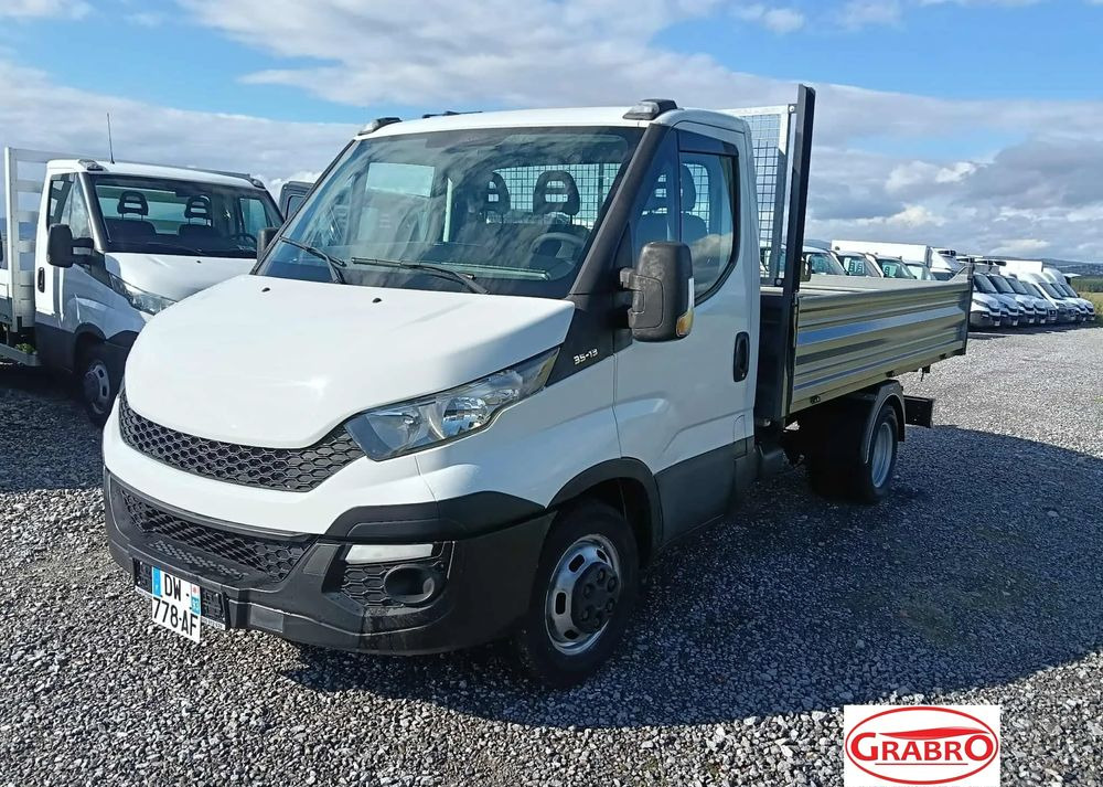 Iveco DAILY 35C13, 35C12, 35C14, 35C15 - Utilitaire benne: photos 1 Iveco DAILY 35C13, 35C12, 35C14, 35C15 - Utilitaire benne: photos 1