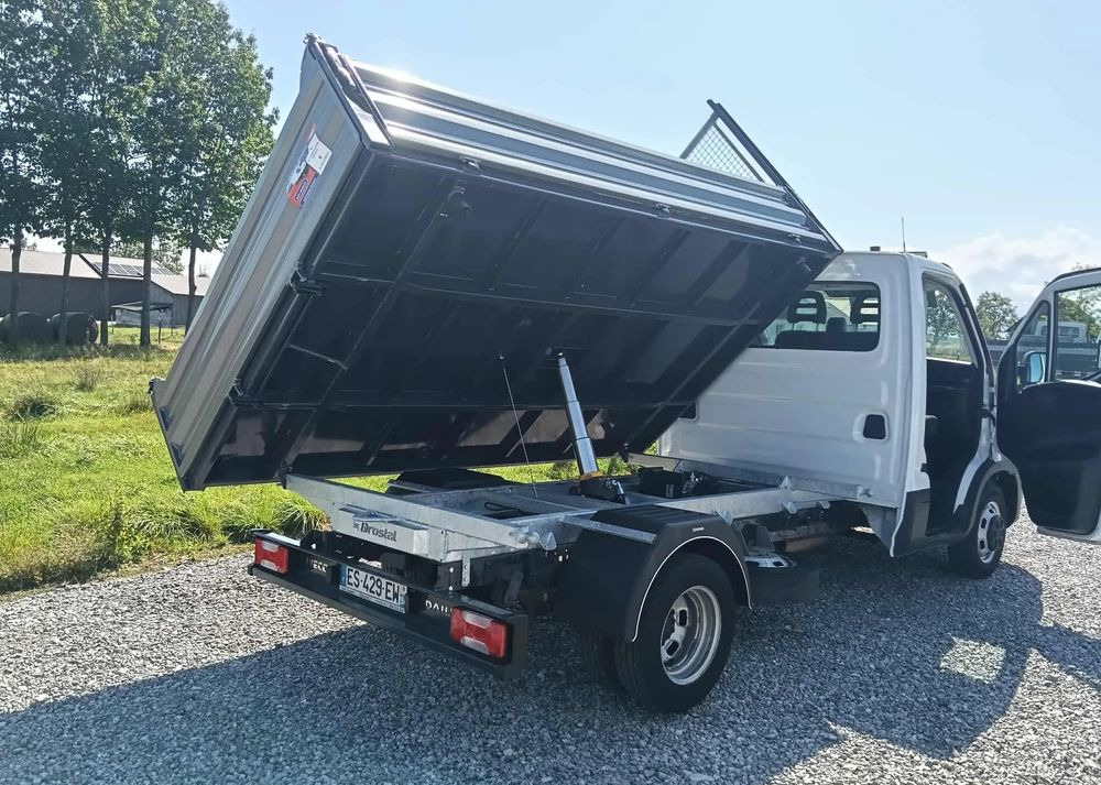 Iveco DAILY 35C14, 35C13, 35C12 - Utilitaire benne: photos 3 Iveco DAILY 35C14, 35C13, 35C12 - Utilitaire benne: photos 3