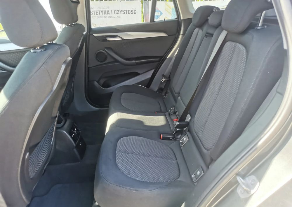 Voiture break BMW X1 sDrive16d: photos 10