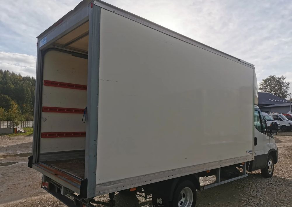 Iveco 3.0-150KM Daily 35C15 Kontener długi rama 35-150 kiper Klimatyzacja długi rozstaw - Fourgon grand volume: photos 5 Iveco 3.0-150KM Daily 35C15 Kontener długi rama 35-150 kiper Klimatyzacja długi rozstaw - Fourgon grand volume: photos 5