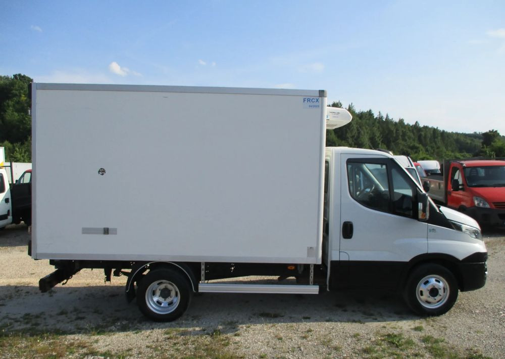 Iveco Daily 35C13 chłodnia Mroźnia na bliźniaku 35-130 Thermo King agregat - Utilitaire frigorifique: photos 3 Iveco Daily 35C13 chłodnia Mroźnia na bliźniaku 35-130 Thermo King agregat - Utilitaire frigorifique: photos 3