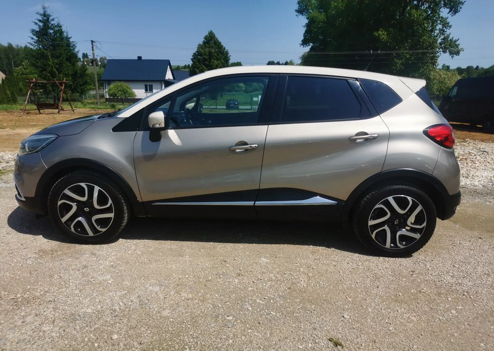 SUV Renault Captur 0.9 Energy TCe Intens: photos 7 SUV Renault Captur 0.9 Energy TCe Intens: photos 7
