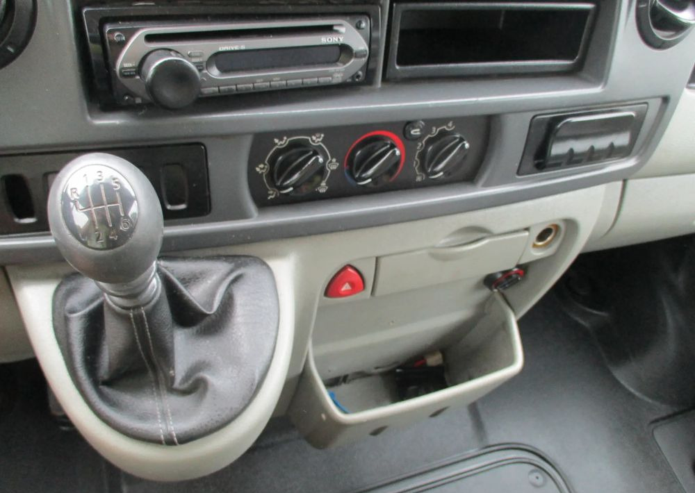 Renault Master L2H2 doka 6-osobowy Dubel 2.5dCi Brygadówka en leasing occasion Renault Master L2H2 doka 6-osobowy Dubel 2.5dCi Brygadówka: photos 14