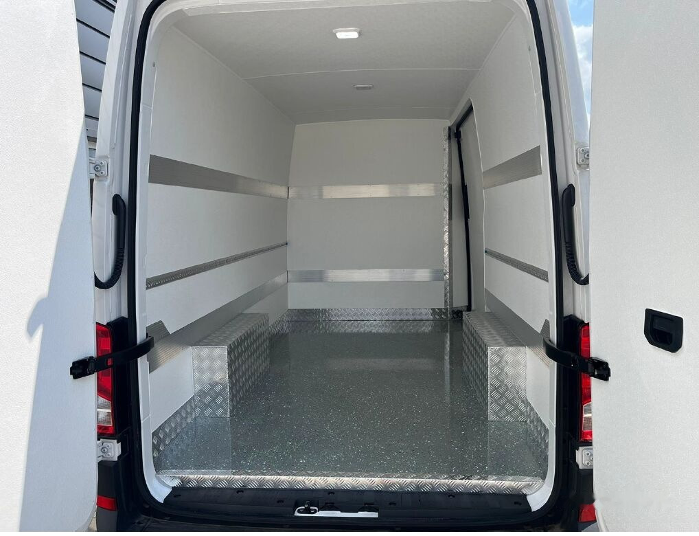 Volkswagen Crafter - Utilitaire frigorifique: photos 3 Volkswagen Crafter - Utilitaire frigorifique: photos 3