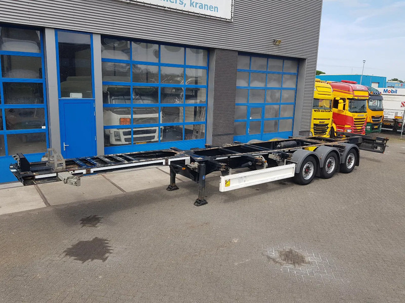 Renders 3DFCST multi chassis SAF Schijfremmen - Semi-remorque porte-conteneur/ Caisse mobile: photos 1 Renders 3DFCST multi chassis SAF Schijfremmen - Semi-remorque porte-conteneur/ Caisse mobile: photos 1