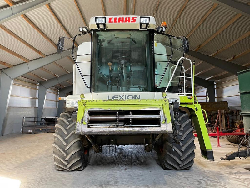 Claas Lexion 450 Evolution - Moissonneuse-batteuse: photos 2 Claas Lexion 450 Evolution - Moissonneuse-batteuse: photos 2
