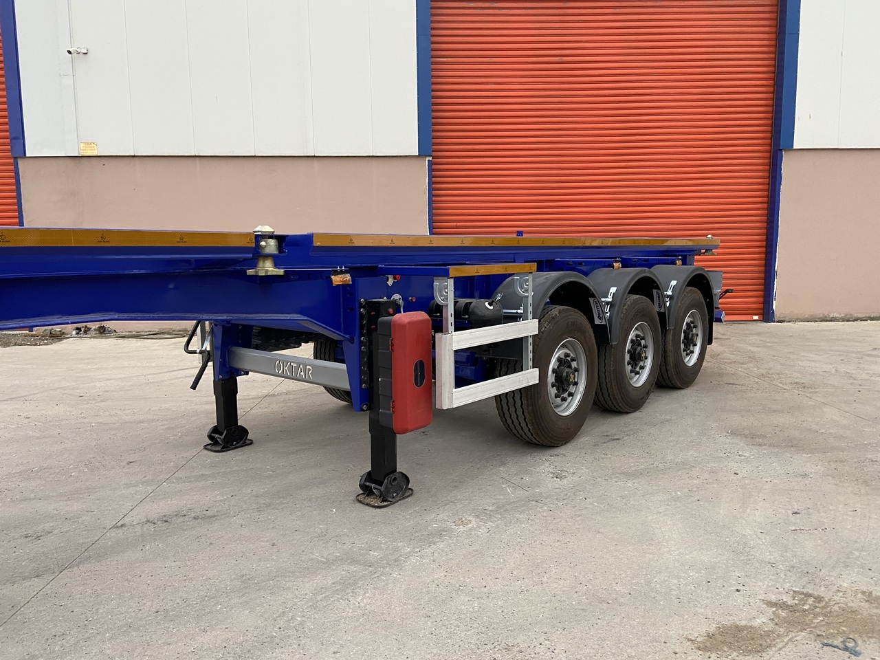 OKTAR CONTAINER TIPPER TRAILER ADR 2023 - Semi-remorque porte-conteneur/ Caisse mobile: photos 5 OKTAR CONTAINER TIPPER TRAILER ADR 2023 - Semi-remorque porte-conteneur/ Caisse mobile: photos 5