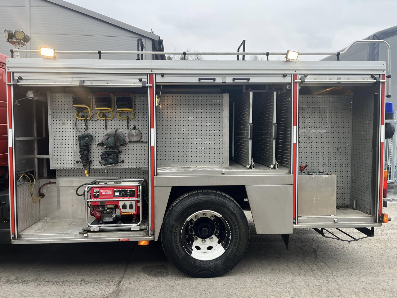 Scania P93ML - Fire engine /firetruck /släckbil / brandbil - Camion de pompier: photos 4 Scania P93ML - Fire engine /firetruck /släckbil / brandbil - Camion de pompier: photos 4