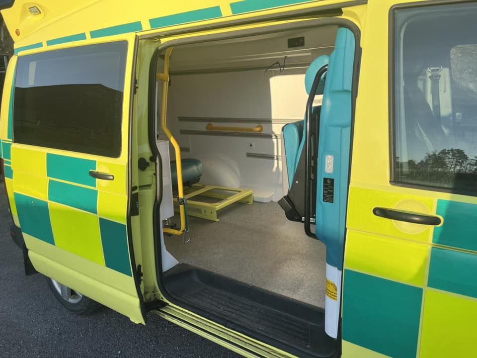 Volkswagen T6 4motions - AMBULANCE - RESERVERAD !! - Ambulance: photos 5 Volkswagen T6 4motions - AMBULANCE - RESERVERAD !! - Ambulance: photos 5