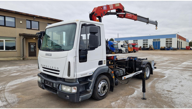 Iveco Eurocargo 120E25 4X2 HMF910 - Camion ampliroll, Camion grue: photos 1 Iveco Eurocargo 120E25 4X2 HMF910 - Camion ampliroll, Camion grue: photos 1