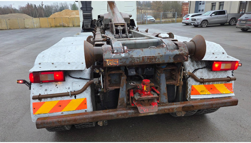 Volvo FH500 6X4 - Camion ampliroll: photos 5 Volvo FH500 6X4 - Camion ampliroll: photos 5