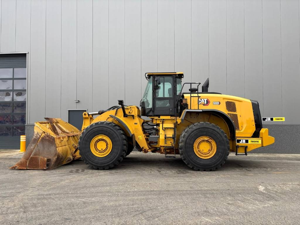 CAT 980 - Chargeuse sur pneus: photos 1 CAT 980 - Chargeuse sur pneus: photos 1