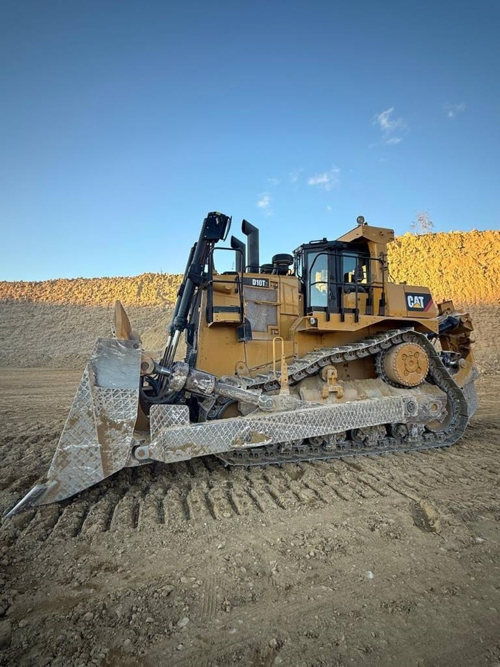 CAT D 10 T 2 (Coming soon) - Bulldozer: photos 2 CAT D 10 T 2 (Coming soon) - Bulldozer: photos 2